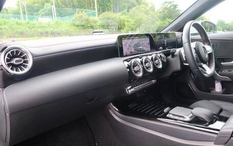 Mercedes-Benz CLA, 2021 год, 1 696 000 рублей, 27 фотография