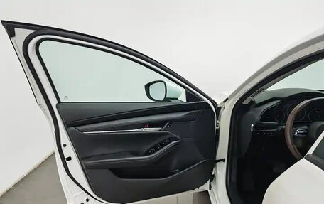 Mazda 3, 2021 год, 1 225 000 рублей, 21 фотография