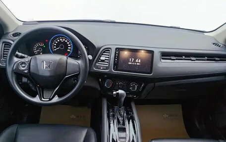 Honda Vezel, 2022 год, 1 255 000 рублей, 7 фотография