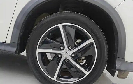 Honda Vezel, 2022 год, 1 255 000 рублей, 12 фотография