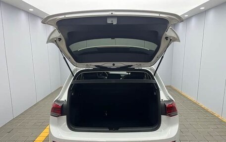 Volkswagen Golf VIII, 2022 год, 2 150 000 рублей, 7 фотография