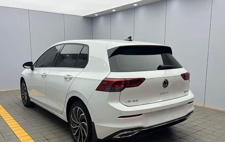 Volkswagen Golf VIII, 2022 год, 2 150 000 рублей, 4 фотография