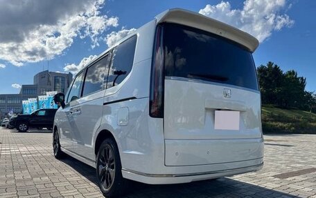 Honda Stepwgn, 2023 год, 2 345 000 рублей, 3 фотография