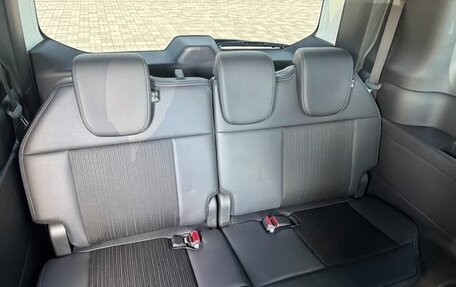 Honda Stepwgn, 2023 год, 2 345 000 рублей, 27 фотография