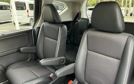 Honda Freed II, 2023 год, 1 270 000 рублей, 15 фотография