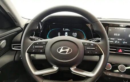 Hyundai Elantra, 2023 год, 1 025 000 рублей, 11 фотография