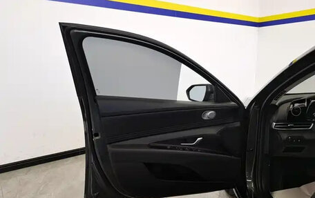 Hyundai Elantra, 2023 год, 1 025 000 рублей, 9 фотография
