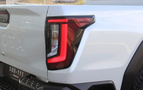 Toyota Hilux, 2025 год, 7 385 000 рублей, 11 фотография