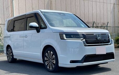 Honda Stepwgn, 2022 год, 2 224 000 рублей, 2 фотография