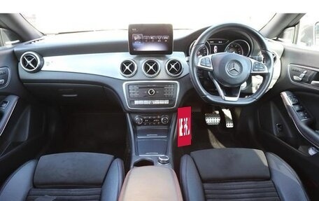 Mercedes-Benz CLA, 2018 год, 1 300 000 рублей, 4 фотография
