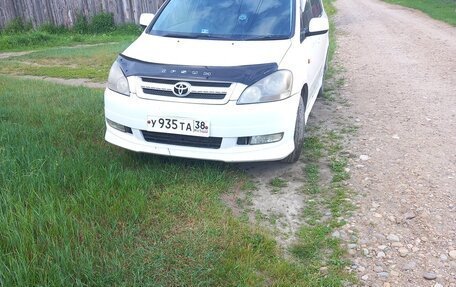 Toyota Ipsum II, 2001 год, 650 000 рублей, 2 фотография