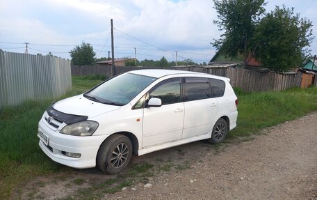 Toyota Ipsum II, 2001 год, 650 000 рублей, 3 фотография