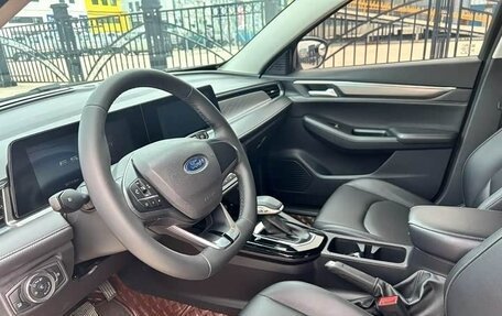 Ford Escort, 2021 год, 980 002 рублей, 13 фотография