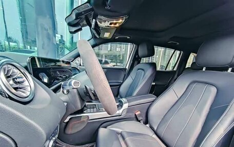 Mercedes-Benz GLB, 2023 год, 2 255 000 рублей, 23 фотография
