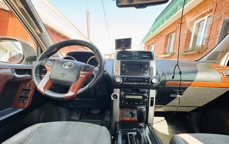 Toyota Land Cruiser Prado 150 рестайлинг 2, 2013 год, 3 200 000 рублей, 4 фотография