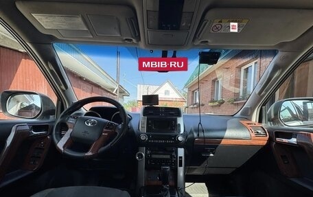 Toyota Land Cruiser Prado 150 рестайлинг 2, 2013 год, 3 200 000 рублей, 10 фотография