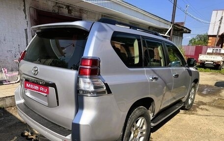 Toyota Land Cruiser Prado 150 рестайлинг 2, 2013 год, 3 200 000 рублей, 25 фотография