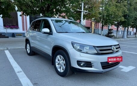 Volkswagen Tiguan I, 2013 год, 1 090 000 рублей, 2 фотография