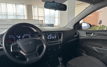 Hyundai Solaris II рестайлинг, 2021 год, 1 550 000 рублей, 16 фотография