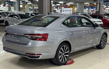 Skoda Superb, 2025 год, 1 815 000 рублей, 6 фотография