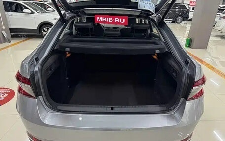 Skoda Superb, 2025 год, 1 815 000 рублей, 8 фотография
