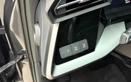 Audi A3, 2022 год, 1 890 000 рублей, 12 фотография