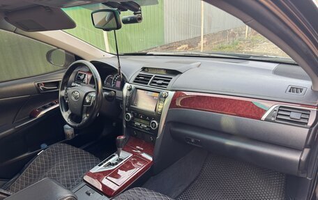 Toyota Camry, 2014 год, 1 800 000 рублей, 6 фотография