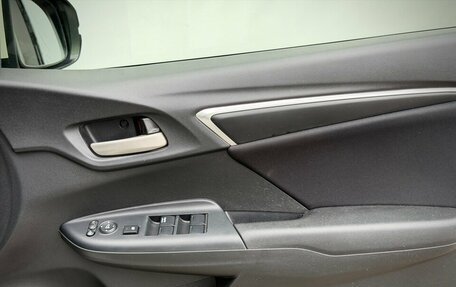 Honda Fit III, 2014 год, 1 050 000 рублей, 25 фотография