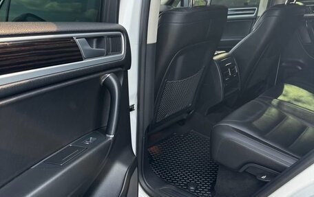 Volkswagen Touareg III, 2017 год, 4 650 000 рублей, 3 фотография