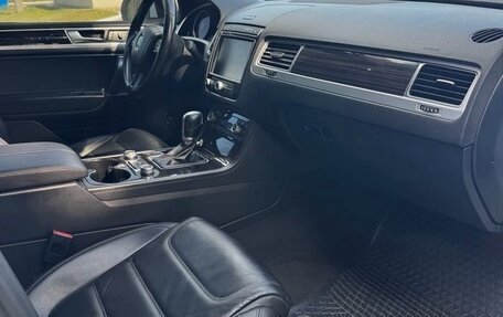 Volkswagen Touareg III, 2017 год, 4 650 000 рублей, 7 фотография