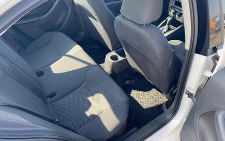 Volkswagen Jetta VI, 2013 год, 1 300 000 рублей, 18 фотография