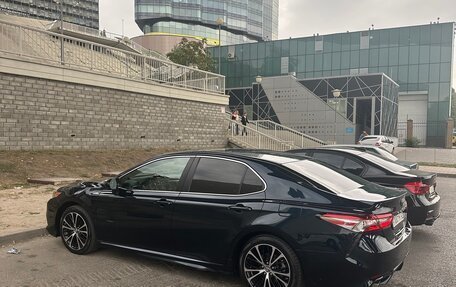 Toyota Camry, 2018 год, 2 300 000 рублей, 13 фотография