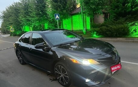Toyota Camry, 2018 год, 2 300 000 рублей, 10 фотография