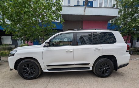 Toyota Land Cruiser 200, 2017 год, 5 200 000 рублей, 11 фотография