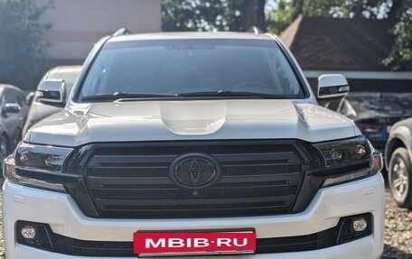Toyota Land Cruiser 200, 2017 год, 5 200 000 рублей, 6 фотография