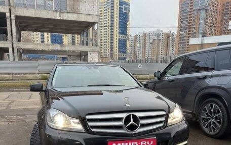 Mercedes-Benz C-Класс, 2013 год, 1 550 000 рублей, 1 фотография