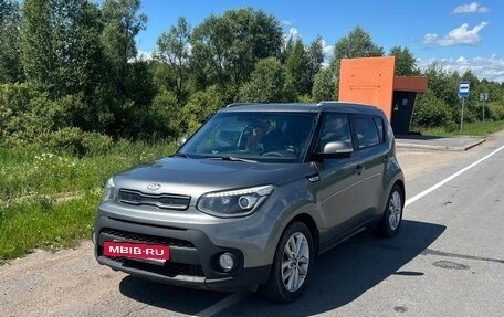 KIA Soul II рестайлинг, 2017 год, 1 790 000 рублей, 4 фотография