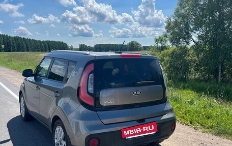 KIA Soul II рестайлинг, 2017 год, 1 790 000 рублей, 2 фотография
