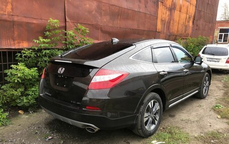 Honda Crosstour I рестайлинг, 2014 год, 1 950 000 рублей, 3 фотография