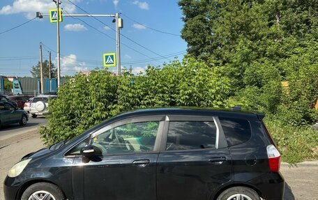 Honda Fit III, 2004 год, 400 000 рублей, 3 фотография