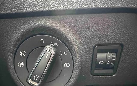 Skoda Karoq I, 2022 год, 1 890 000 рублей, 11 фотография