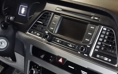 Hyundai Sonata VII, 2015 год, 1 300 000 рублей, 1 фотография