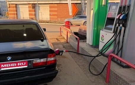 BMW 5 серия, 1993 год, 300 000 рублей, 8 фотография