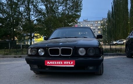 BMW 5 серия, 1993 год, 300 000 рублей, 9 фотография