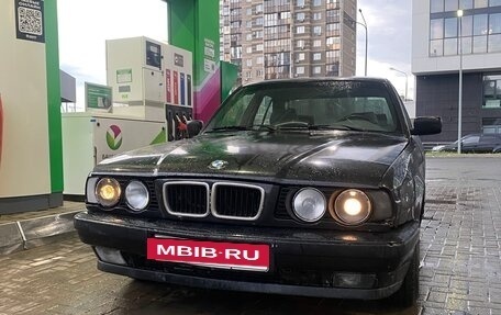 BMW 5 серия, 1993 год, 300 000 рублей, 12 фотография