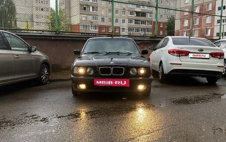 BMW 5 серия, 1993 год, 300 000 рублей, 13 фотография