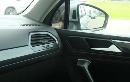 Volkswagen Tiguan II, 2017 год, 2 776 000 рублей, 14 фотография