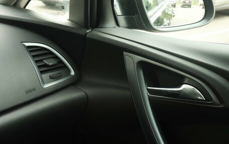 Opel Astra J, 2012 год, 798 000 рублей, 13 фотография