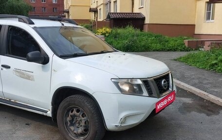Nissan Terrano III, 2015 год, 790 000 рублей, 6 фотография