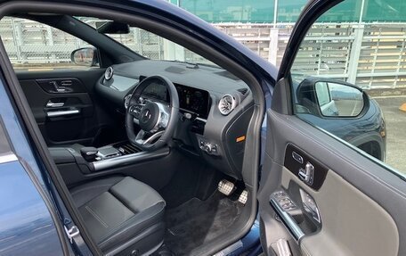 Mercedes-Benz GLA, 2023 год, 1 845 000 рублей, 9 фотография